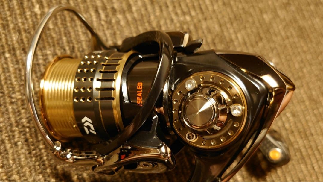 ダイワ 15 イグジスト 1025 RCS プレッソ カーボンハンドル 33mm