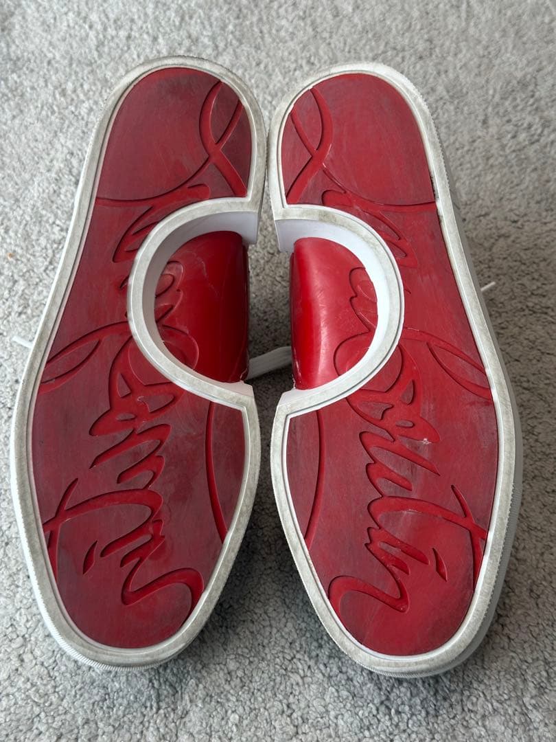 クリスチャン・ルブタン ホワイトスニーカー