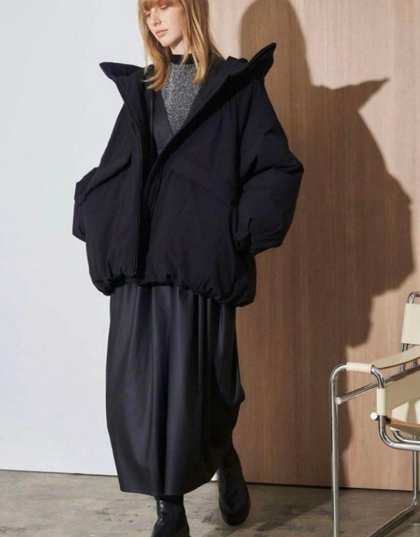 エレンディーク　ダウンフォルムショートコート　黒　ELENDEEK