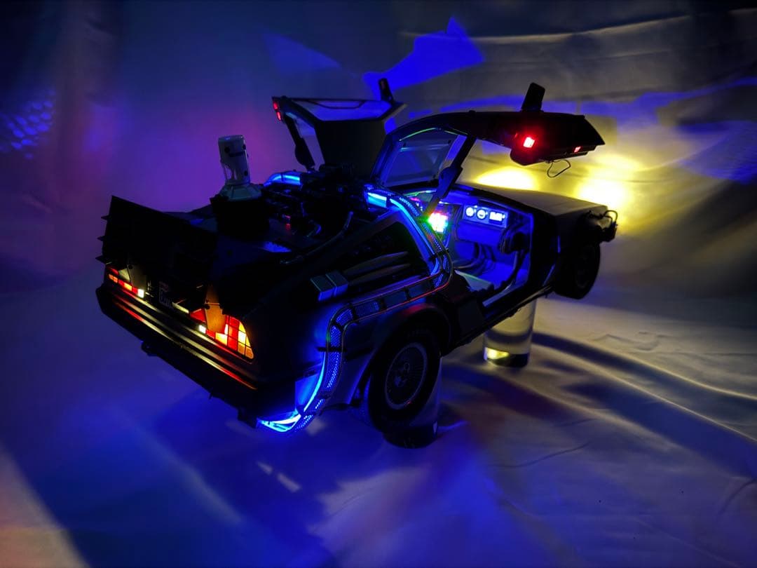 【超美品】Deagostini 1/8 デロリアン 完成品