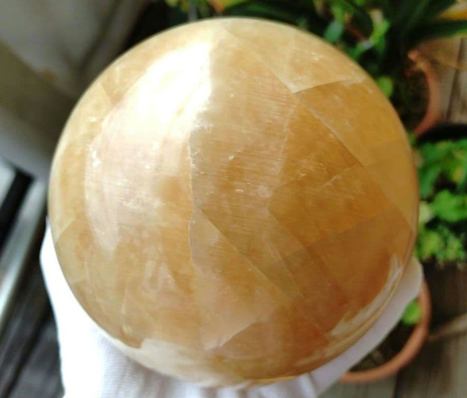 【割引大特価】ハニーカルサイト　丸玉　スフィア2.6Kg　木製台座付き　②