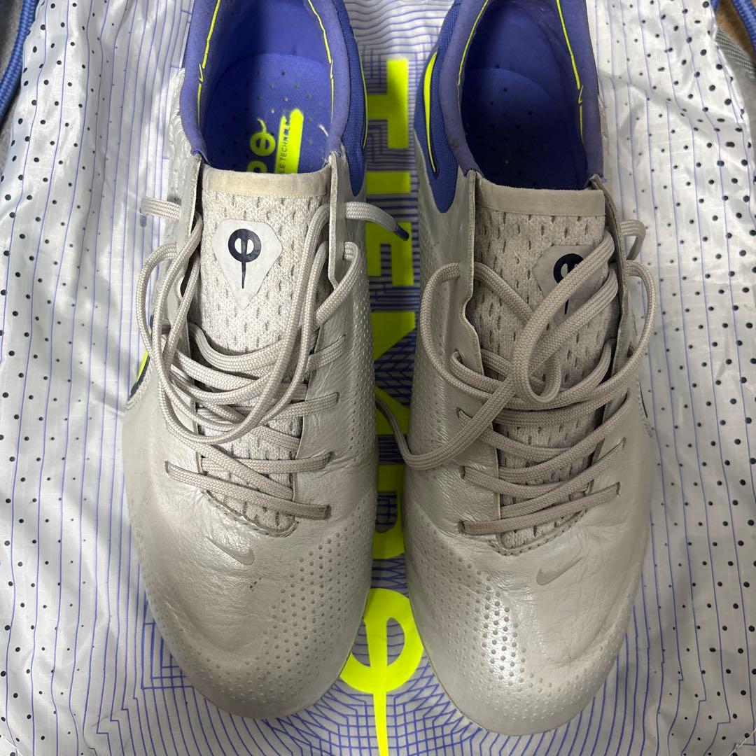 ナイキNIKEティエンポレジェンド9エリートFG25.5cm