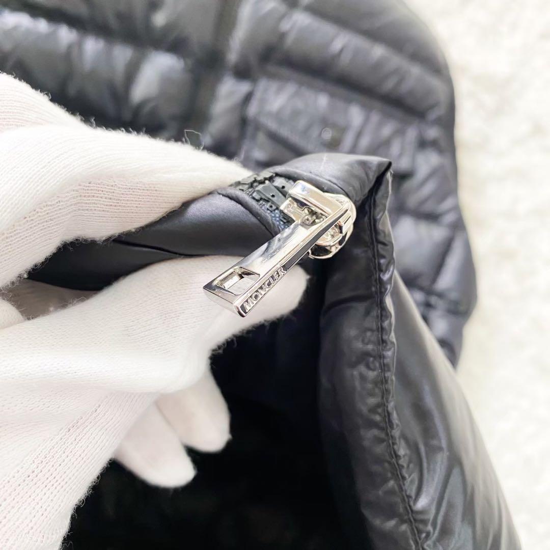 美品　モンクレール　Glygos Gilet 黒 ダウンベスト ジレ　0