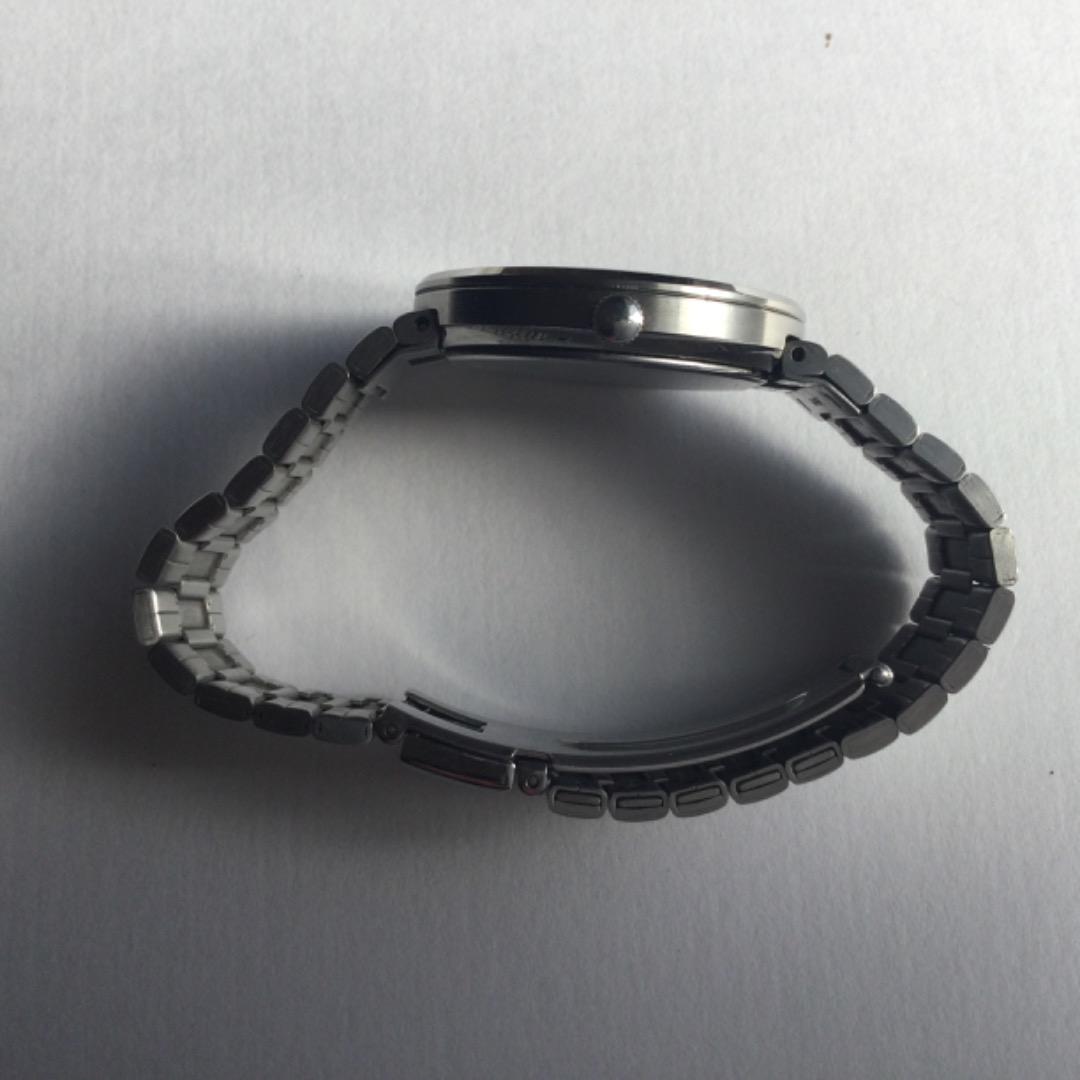 腕時計：セイコー SEIKO 100％TIME Watch