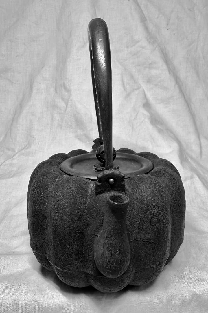 砂鉄・龍文堂鉄瓶・かぼちゃ型・銅手・銅蓋