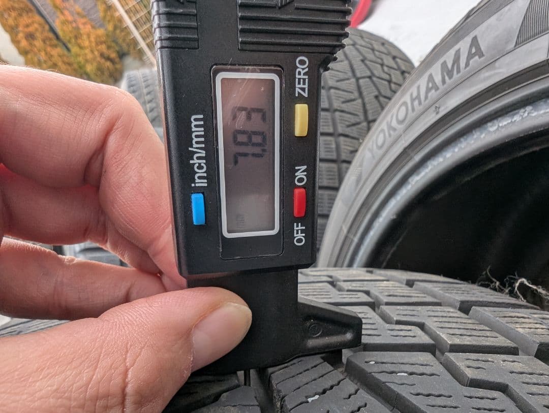 225/45r18 YOKOHAMA　はとさん