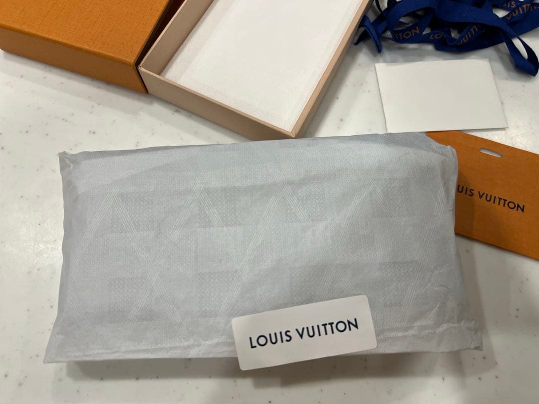 Louis Vuitton アートプリント 長財布