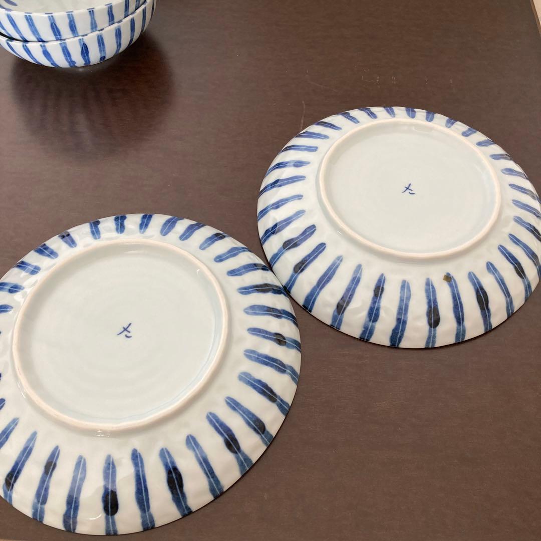 十草模様　美濃焼　プレート2枚、中鉢2枚セット