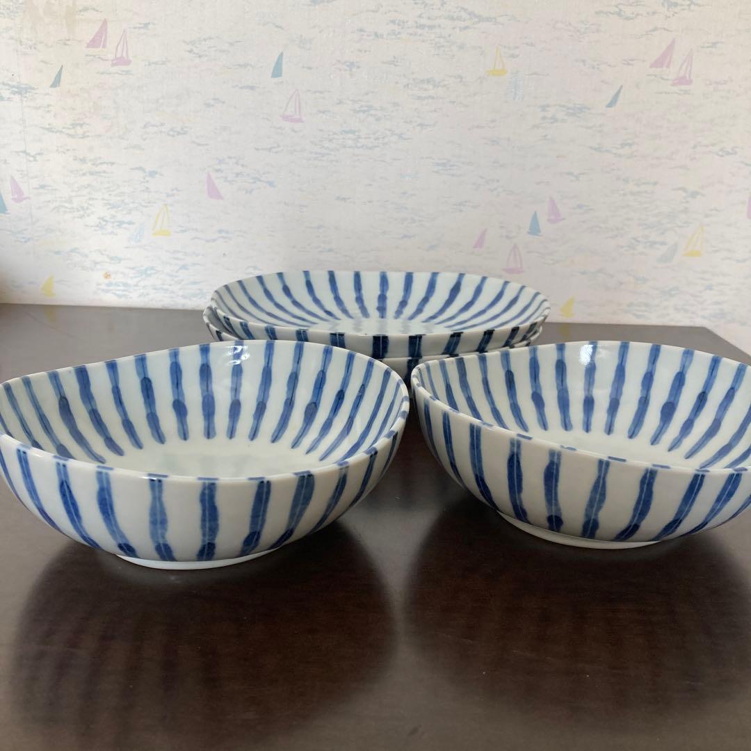 十草模様　美濃焼　プレート2枚、中鉢2枚セット