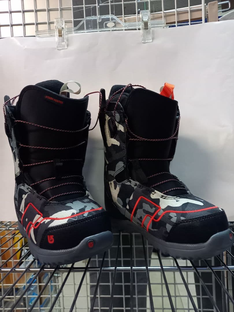 Burton STASH HUNTER JR 23cm ブーツ
