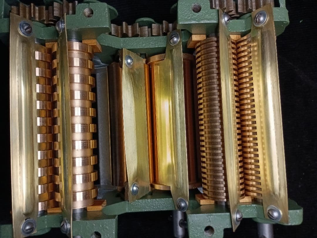 衛生的小野式製麺機　2型両刃 レストア済み