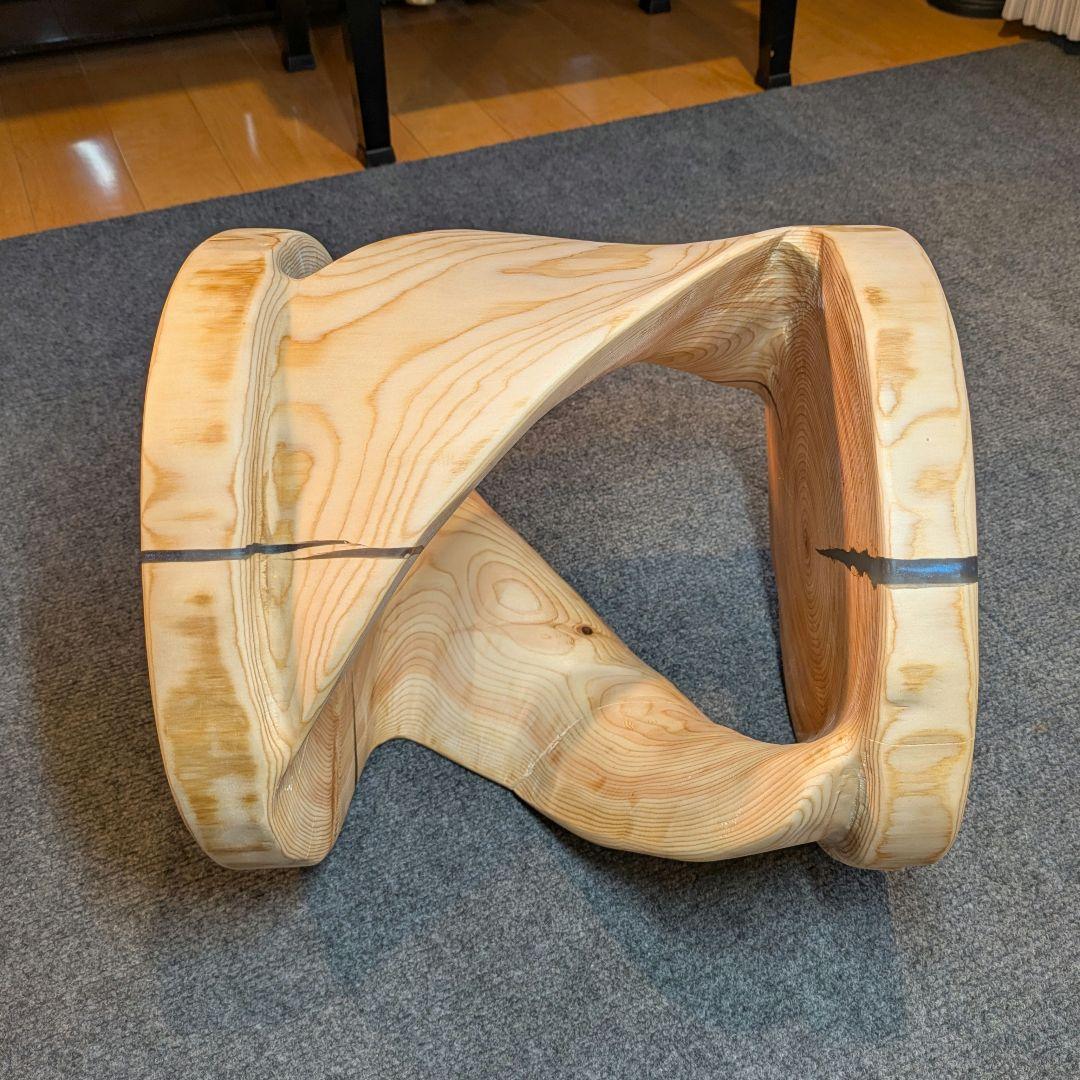 檜　丸太　椅子　スツール　くり抜き　ねじり　レジン　高さ約32.5cm