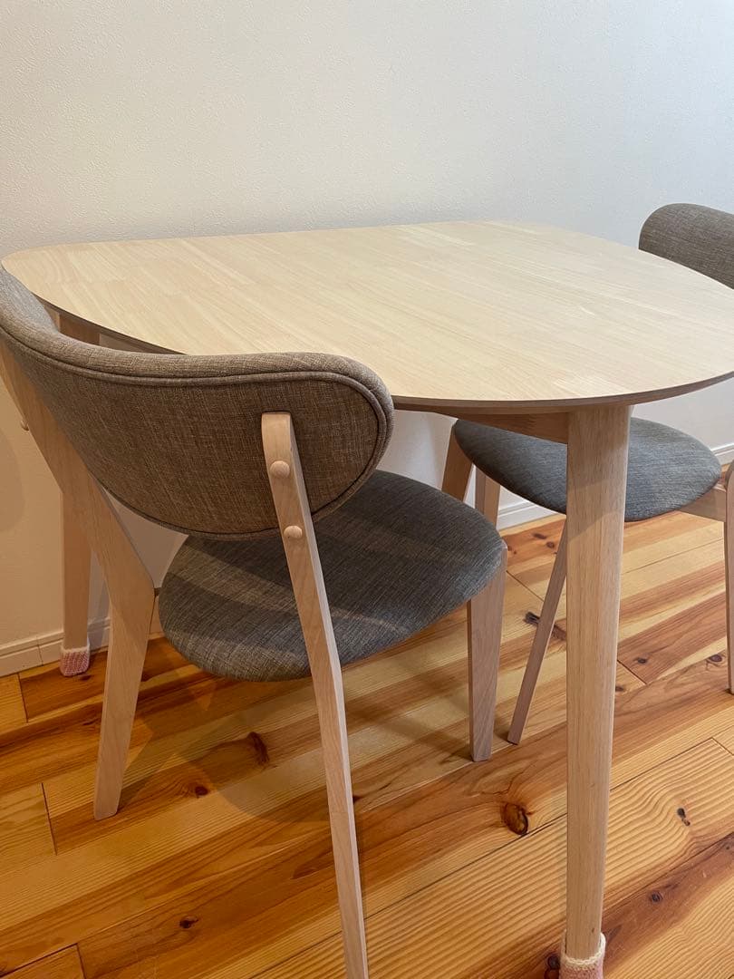 LOWYAダイニングセット１／３　①テーブル