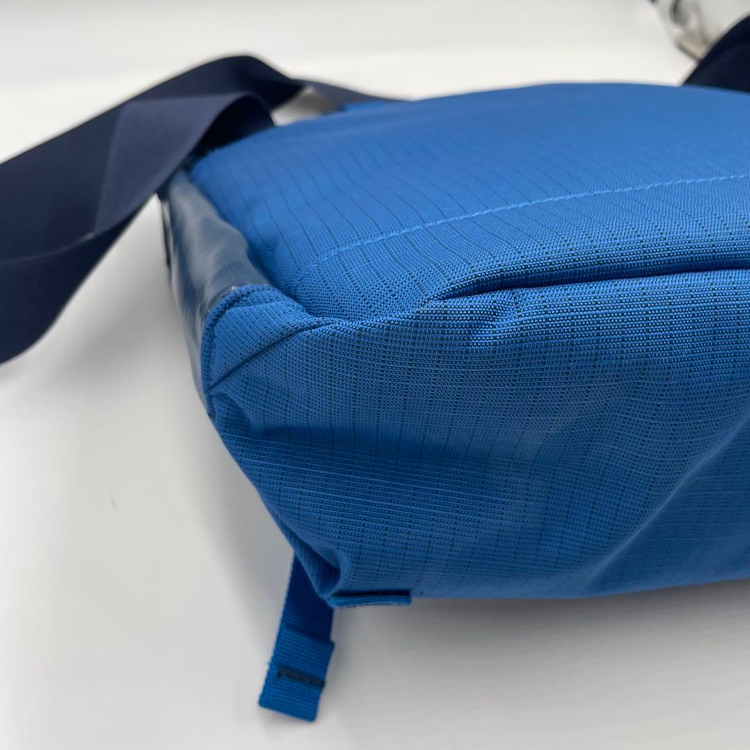 【新品未使用　廃盤品　激レア】パタゴニア　ブラックホール　メッセンジャーバッグ