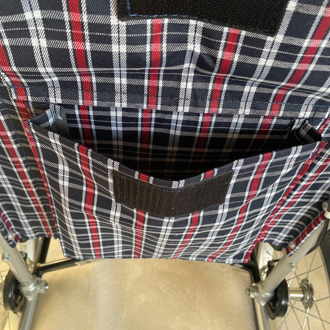 日進医療器 介助式 軽量車椅子 NEO-2 (取扱説明書あり)