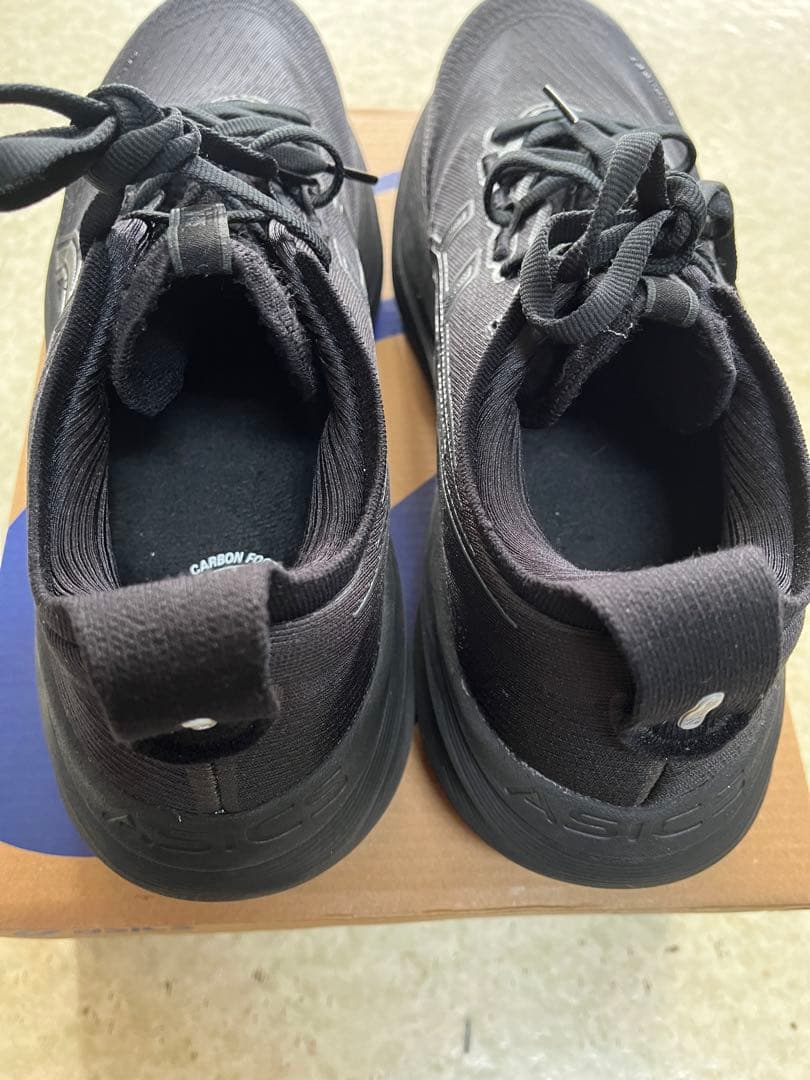 アシックス　ゲルニンバス27 サイズ25.5cm