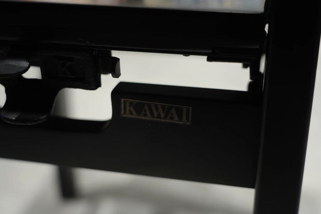 ピアノ椅子　チェア　河合　KAWAI 昇降式　再塗装　フルレストア