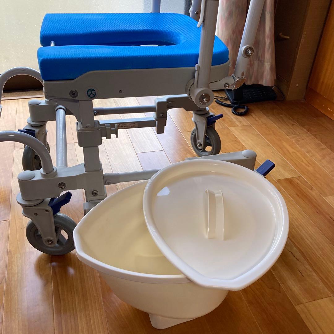 シャワー用車椅子（中古）ウチエシャトレチェアLU SAL
