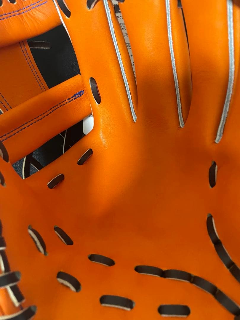 UNDER ARMOUR 硬式内野手右投げ用グローブ　　　 新品未使用