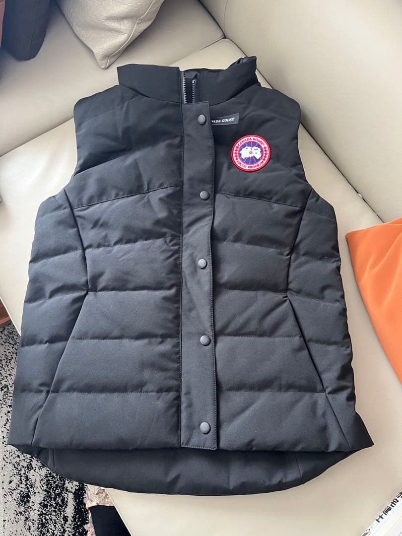 あんな　新品  フリースタイル ベスト 2836L