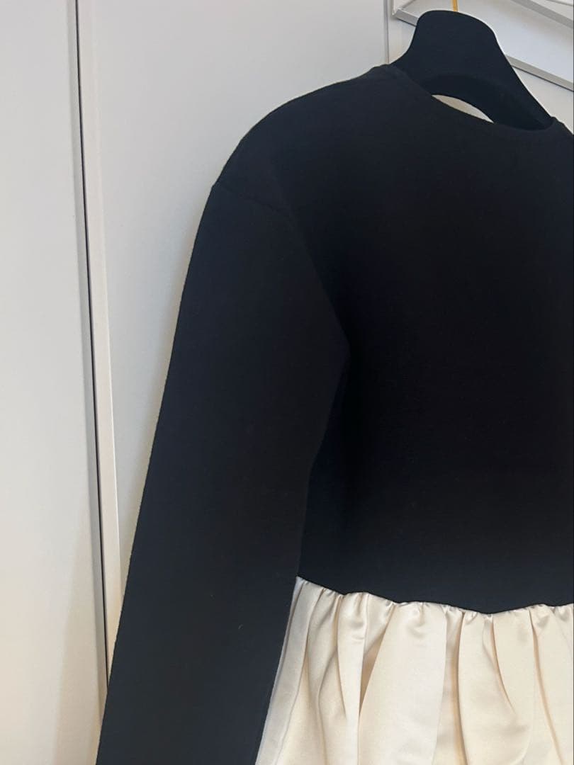 NAO　Tニット ブラックＭ