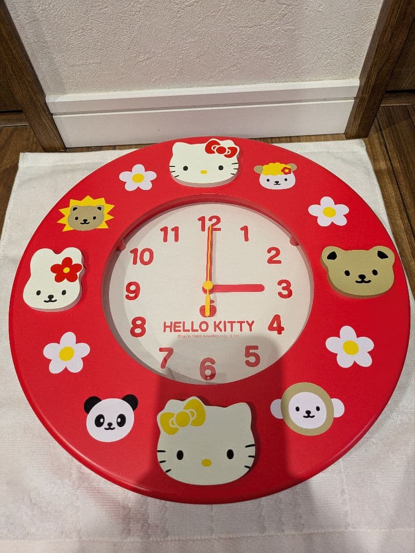SANRIO サンリオ HELLOKITTY ハローキティ 木製 時計 非売品