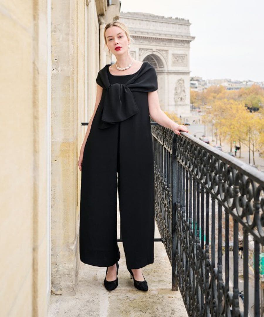 完売品‼️JENNEジェンヌ 3WAYバックリボンサロペット