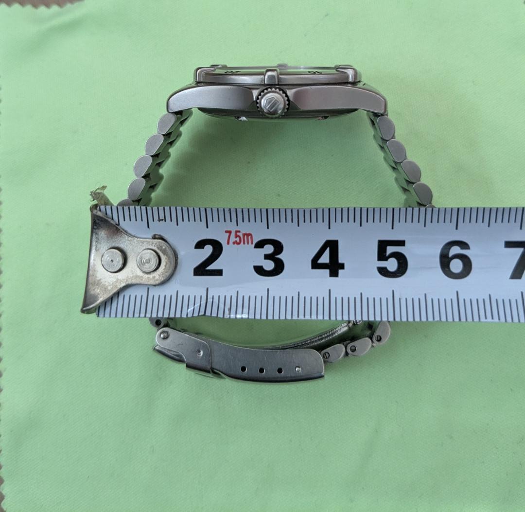 とことこ　　　美品TAG HEUER プロフェッショナル 200Mクォーツ