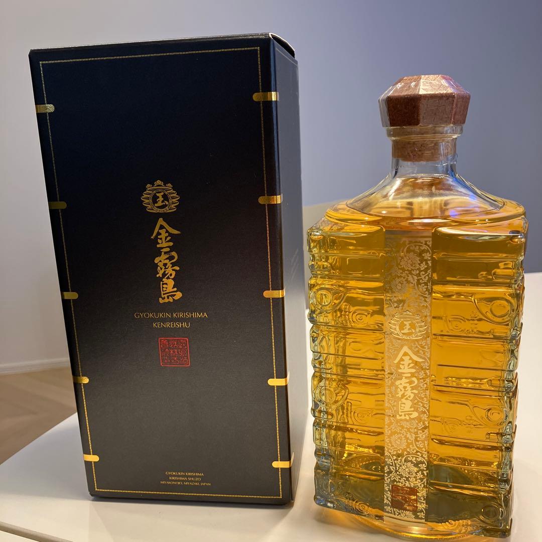〈玉〉金霧島 900ml 30%