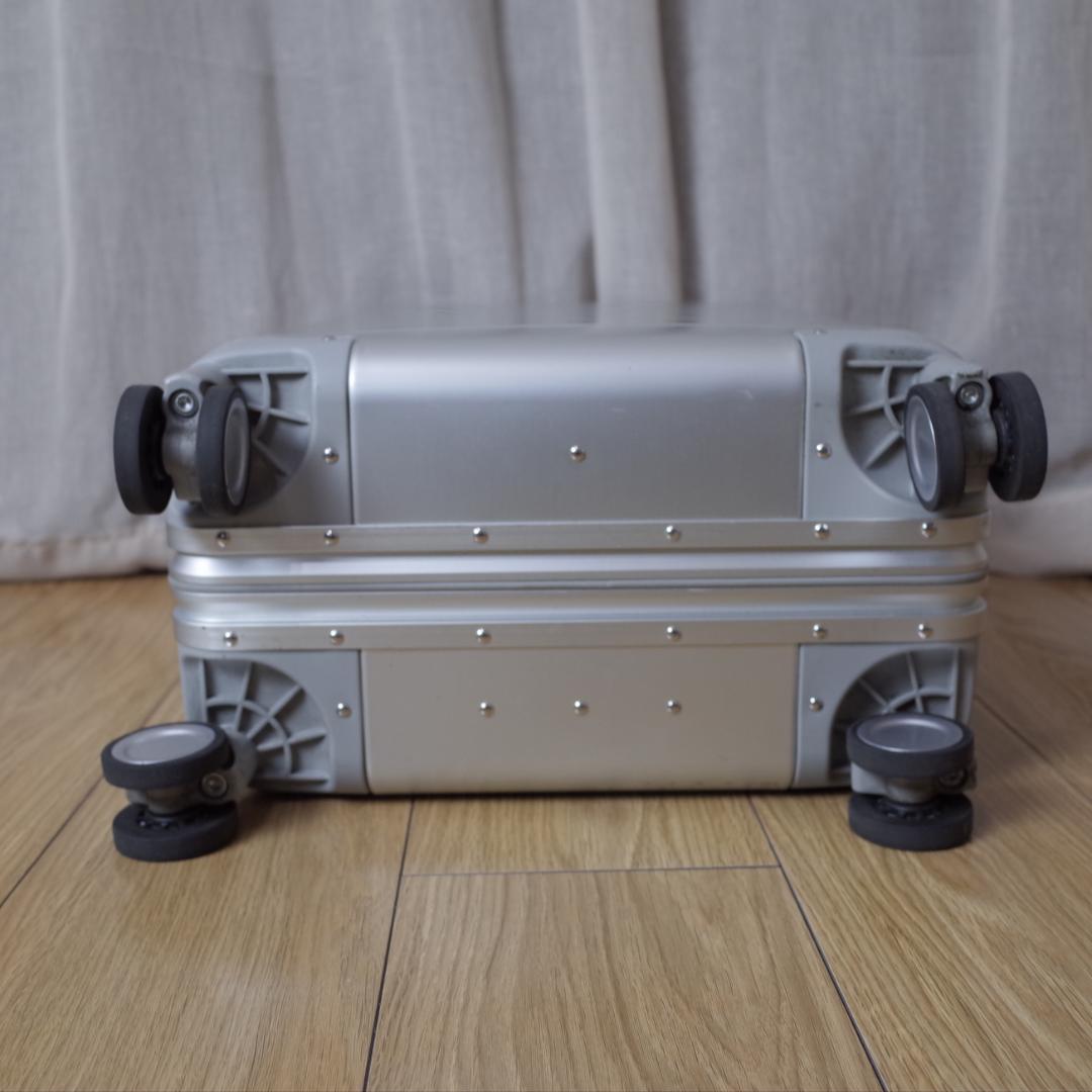 アルミシルバースーツケース　機内持ち込みサイズ　３１L　Xiaomi シャオミ