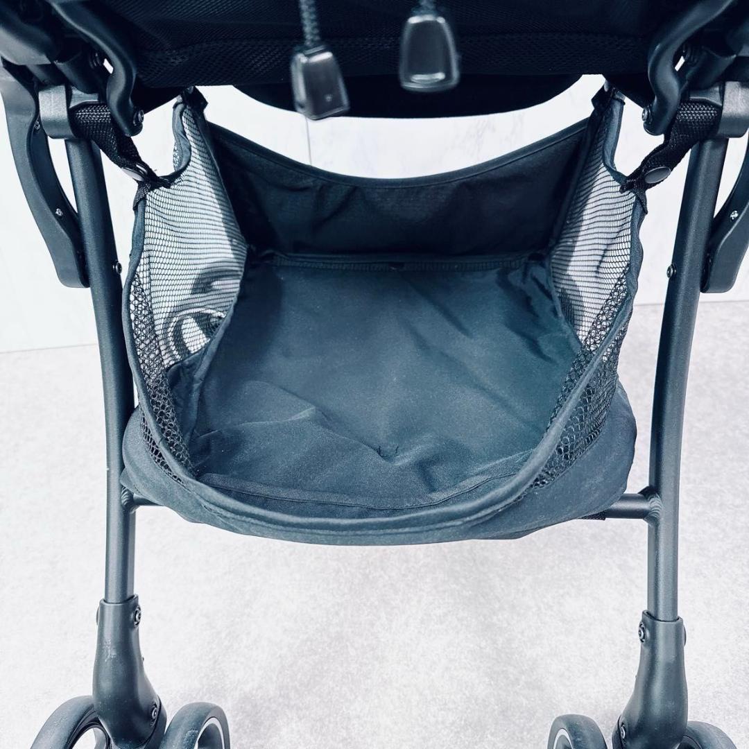 極美品！　Aprica アップリカ マジカルエアー フリー ベージュ