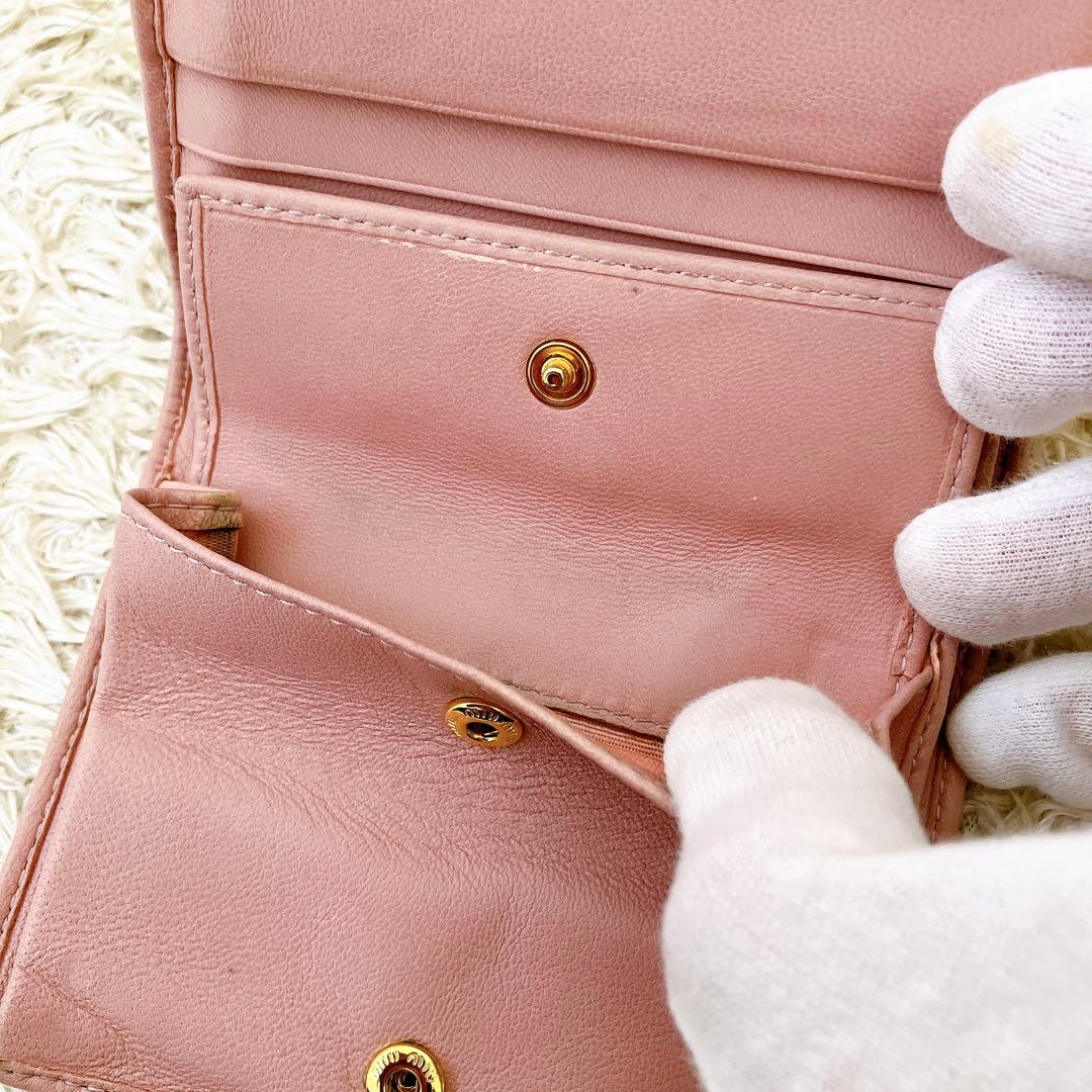 ギャランティ箱付✨ミュウミュウ 二つ折り財布 マテラッセ マトラッセ ピンク系