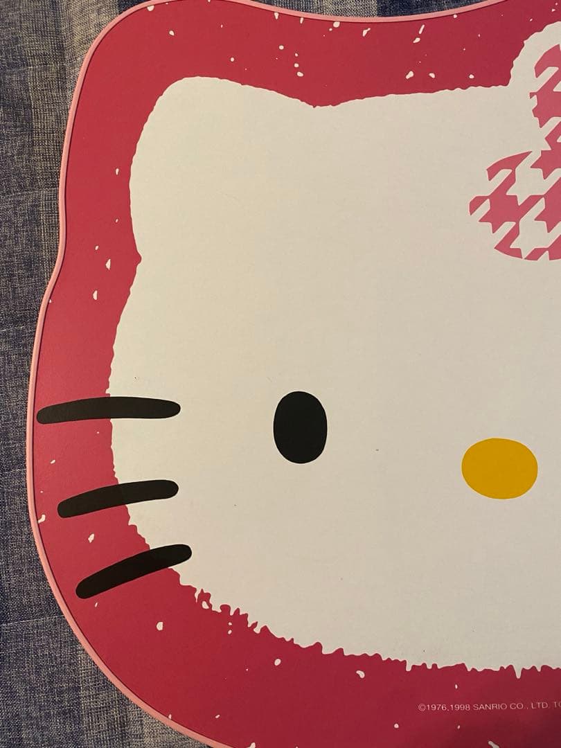 サンリオ　　ハローキティ　折りたたみテーブル　ミニテーブル　座卓