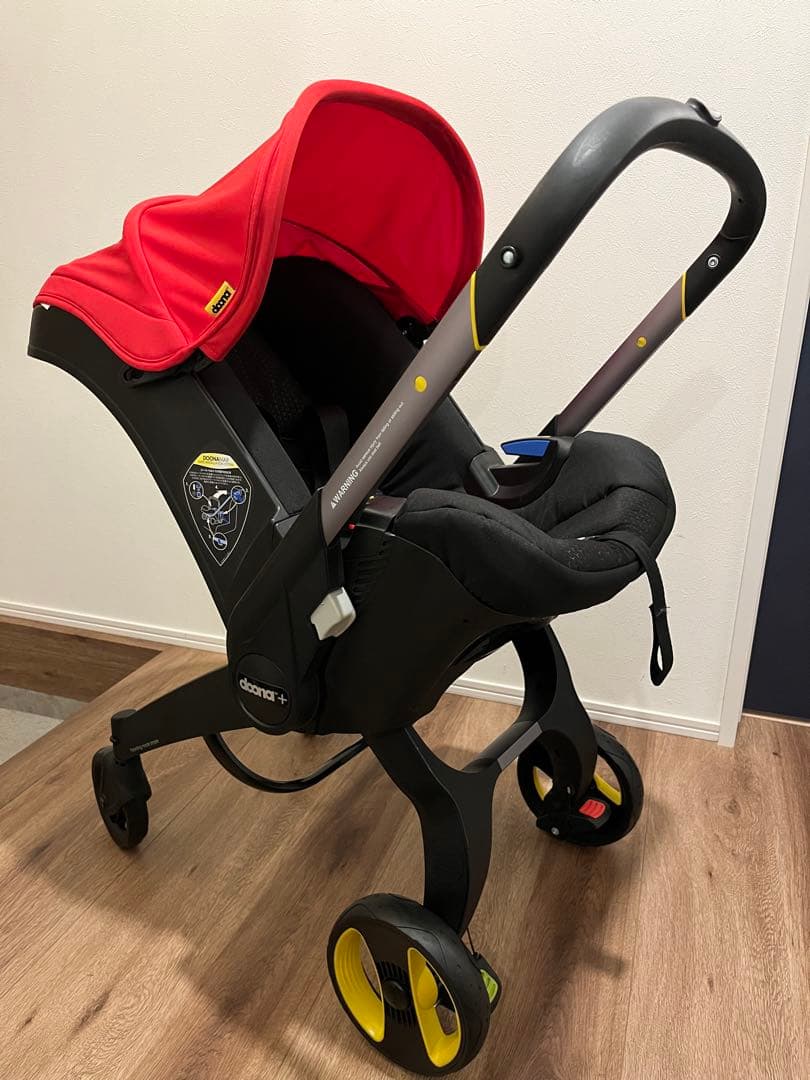 【美品】doona+ ドゥーナ　ベビーカー　チャイルドシート　サンシェードレッド