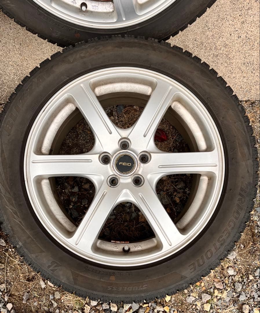 225/50R17 スタッドレスタイヤ ブリヂストン VRX2 17インチ