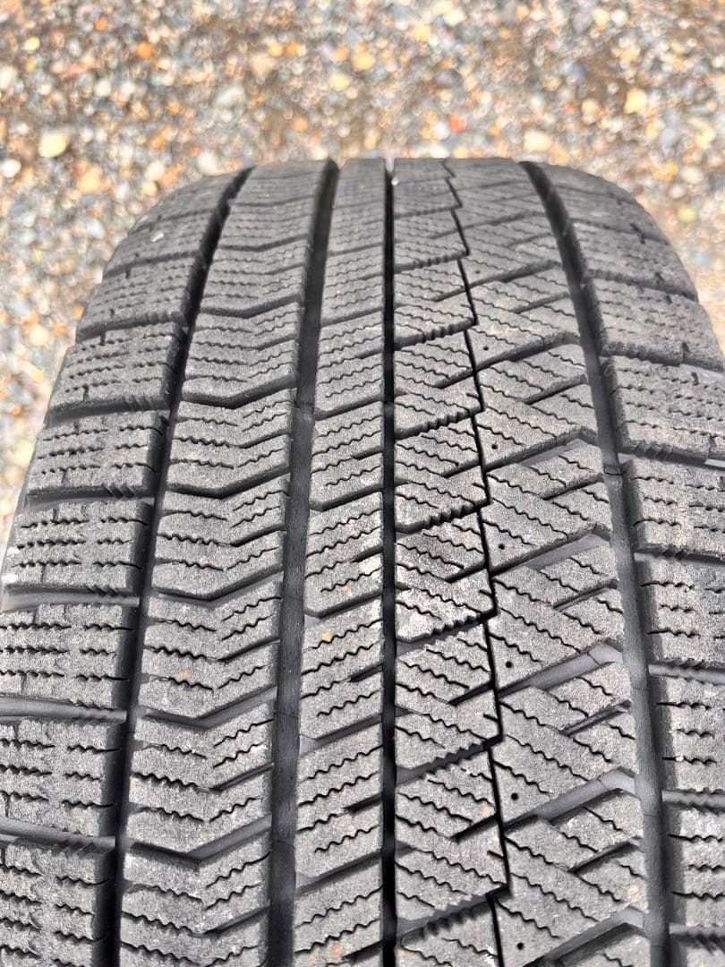 225/50R17 スタッドレスタイヤ ブリヂストン VRX2 17インチ