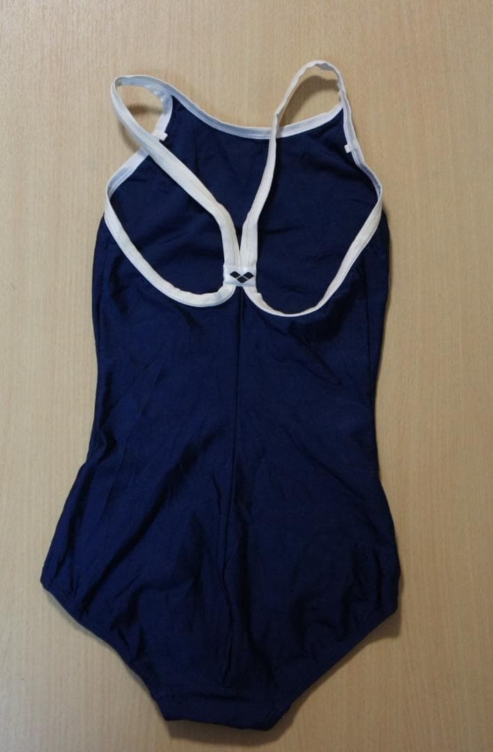 arena ARN-75W 競泳水着