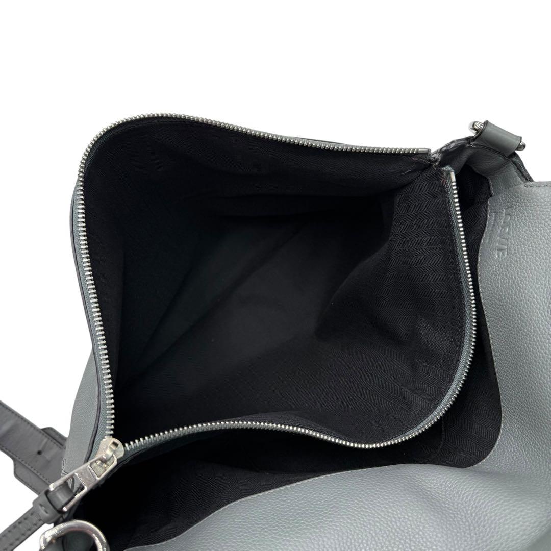 6168 美品 ロエベ LOEWE アナグラム パズル メッセンジャーバッグ