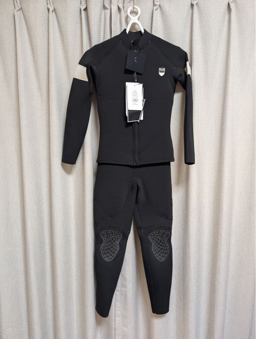 Fellow surfフェローサーフ3mmロングジョンタッパーキッズ160 新品