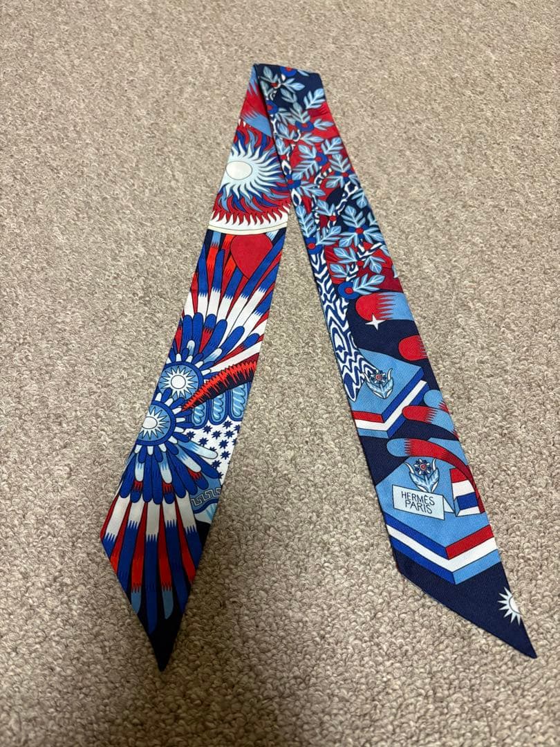 エルメス★ツイリー★ペガサスの源泉　ネイビー