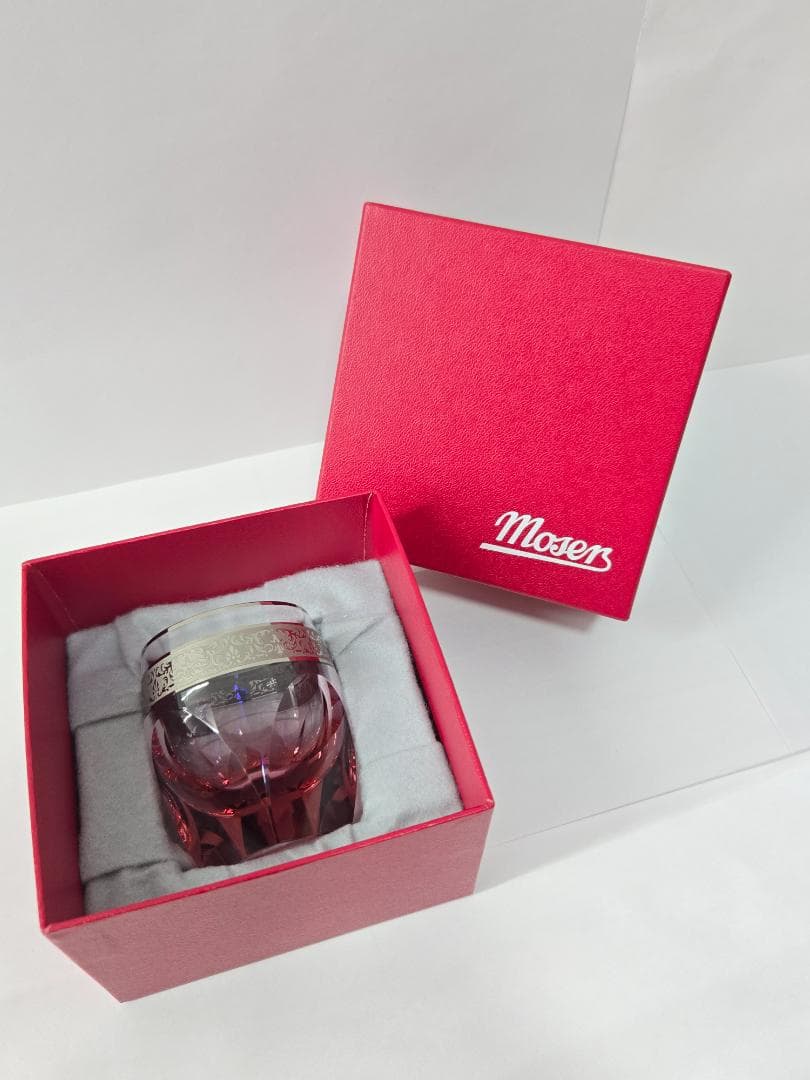 Moser プラチナ　薄赤クリスタルグラス