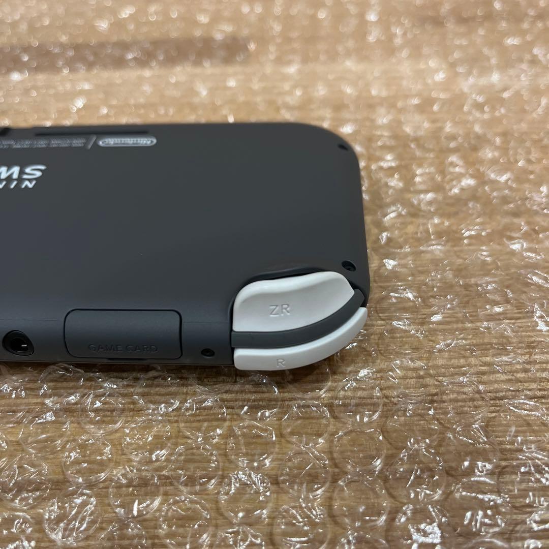 Nintendo Switch Lite グレー 本体（カバー付き）
