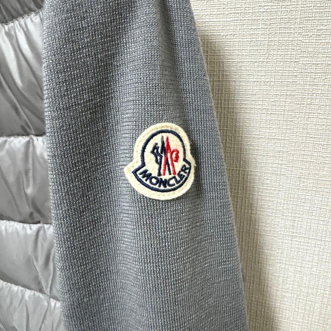ぐー…。 MONCLER グレー ダウンジャケット