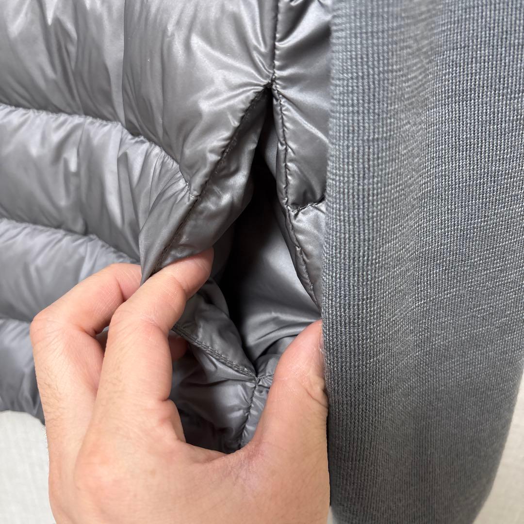 ぐー…。 MONCLER グレー ダウンジャケット