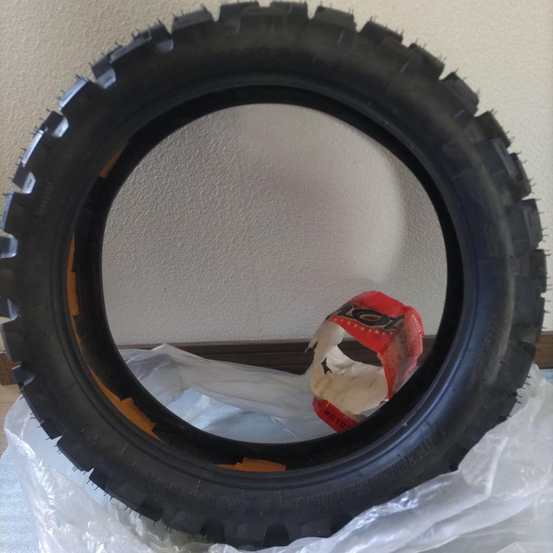 バイク　　タイヤ 150/70B18