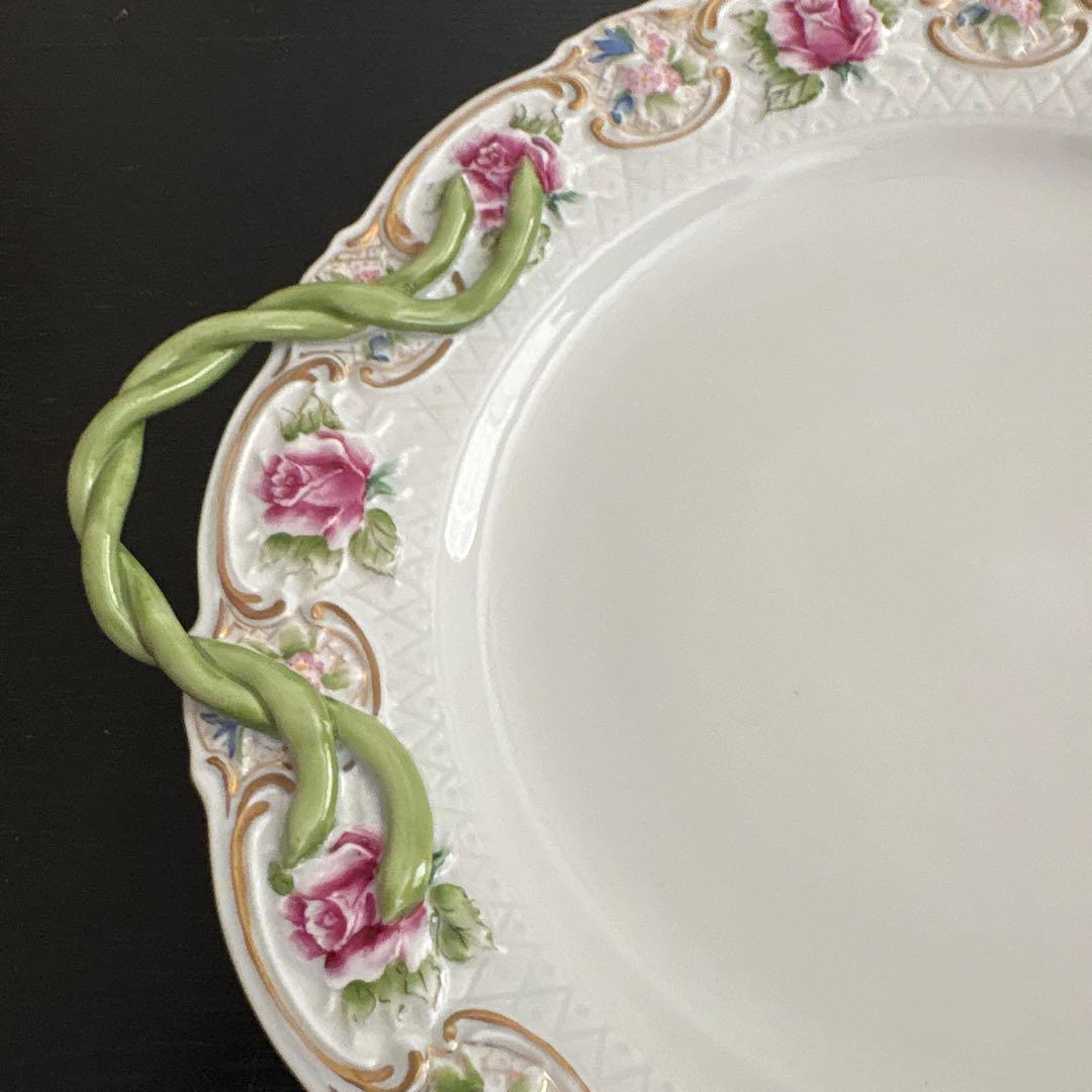 再値下げ！美品❗️立体的な花の絵柄の大皿 ルーマニア製