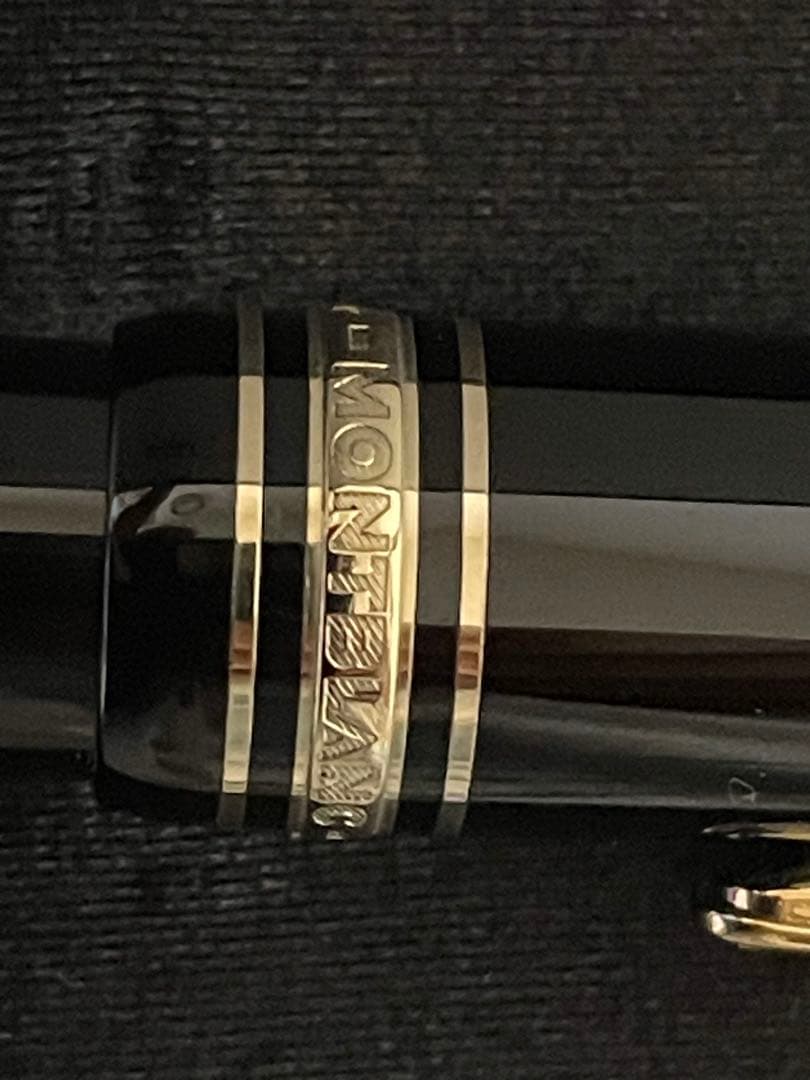 ◾️美品◾️モンブラン◾️146万年筆◾️マイスターシュテュック◾️化粧箱、サービスガイド