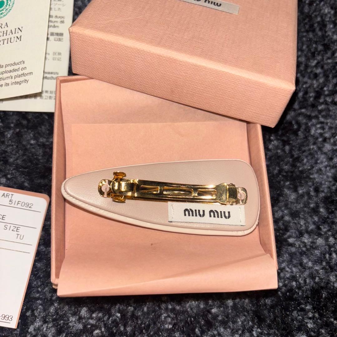 miumiu ヘアピン バレッタ ヘアクリップ