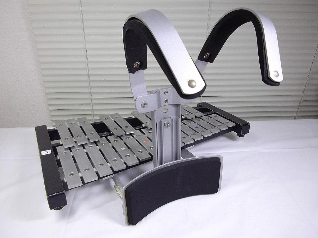 マーチンググロッケン 鉄琴 スズキMG-25L　小中学用ホルダー 子供用