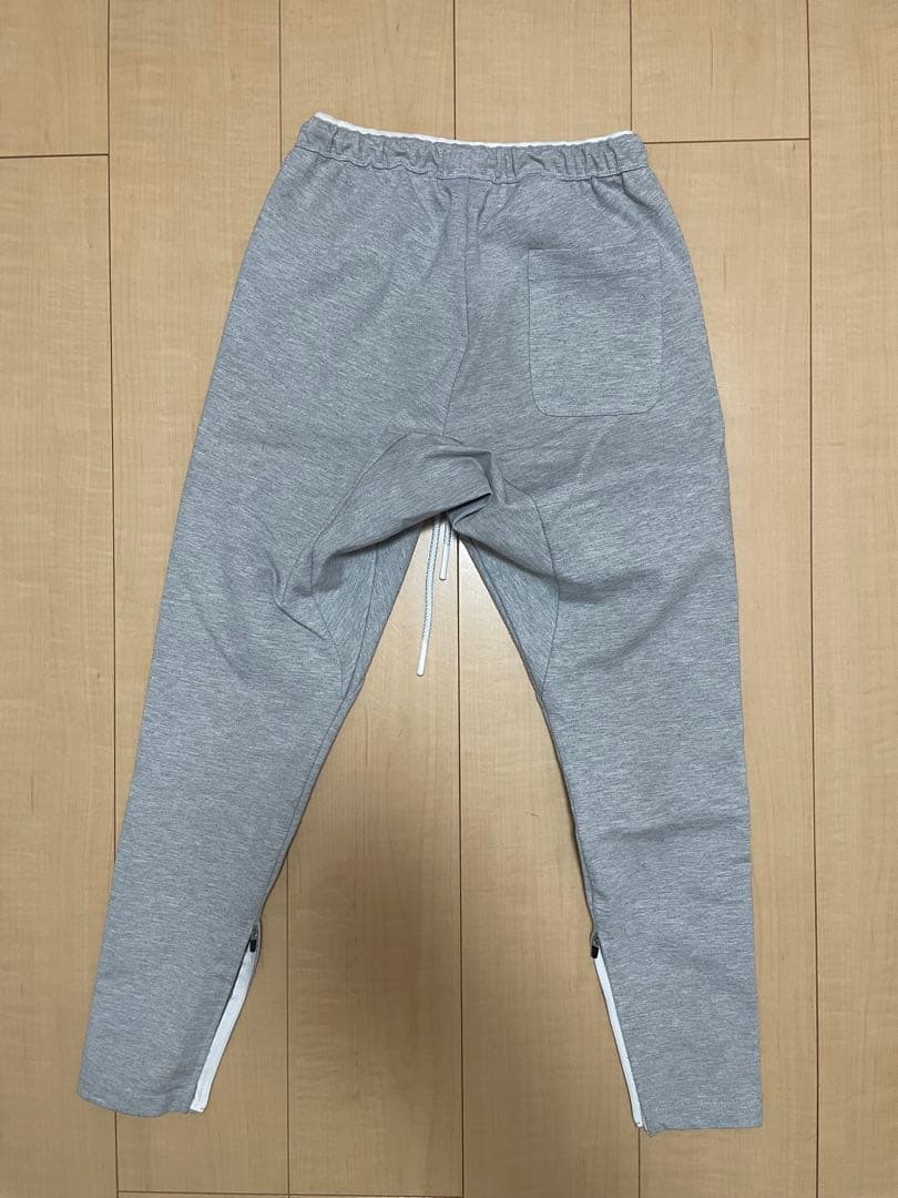 完売品　LYFT リフト　ロングパンツ　Gray